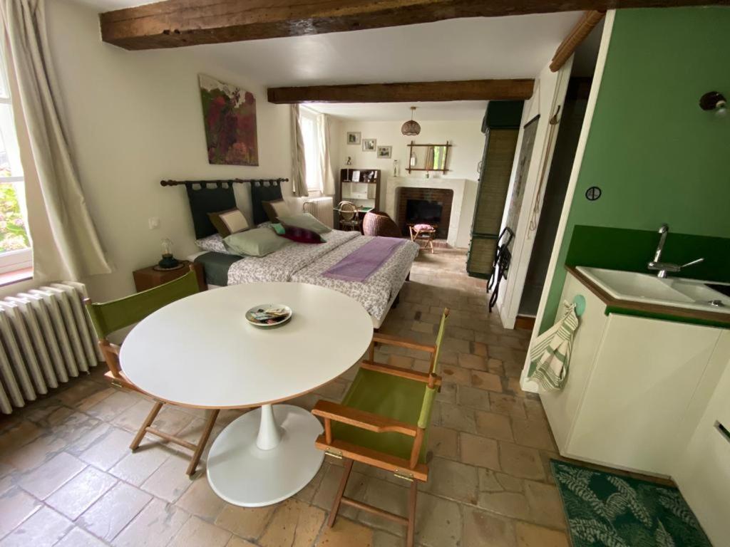 Amalouyse Studio De Charme Au Coeur Des Chateaux De Loire Montlouis-sur-Loire Zewnętrze zdjęcie